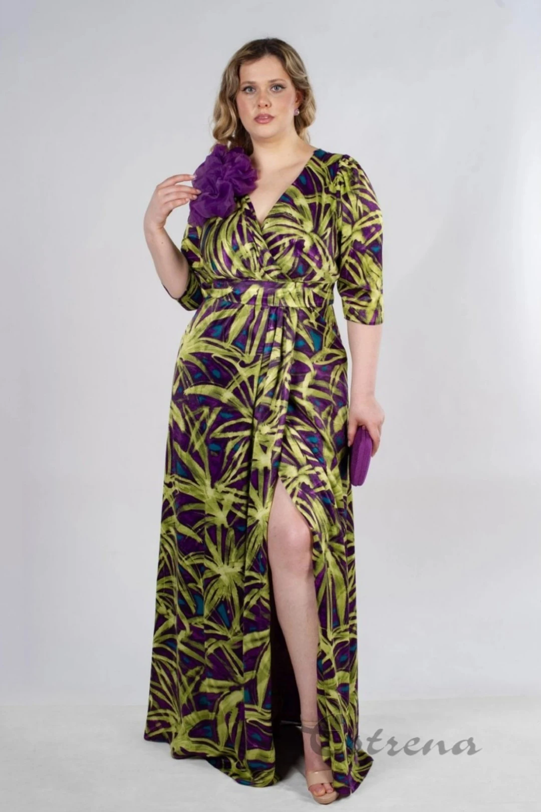 Vestido largo estampado. Organza