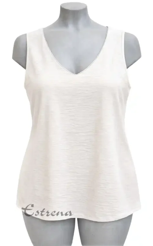 Top liso con cadenita en escote